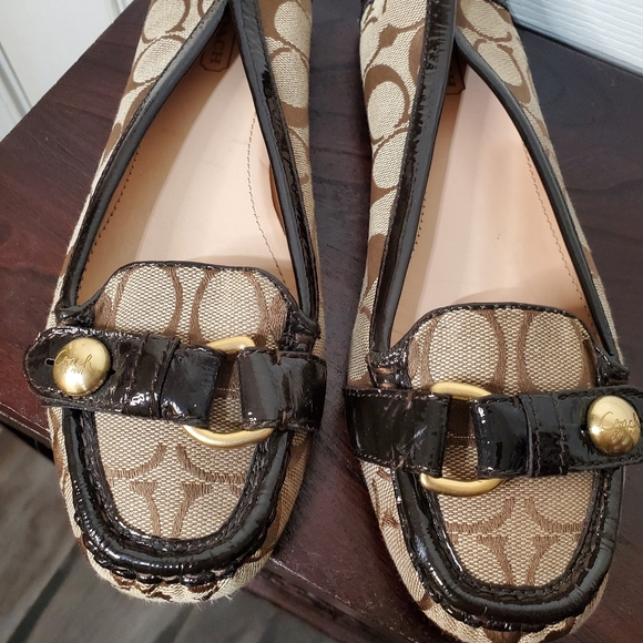 Coach Hellen Signature Brown Moccasin - Picture 5 of 9